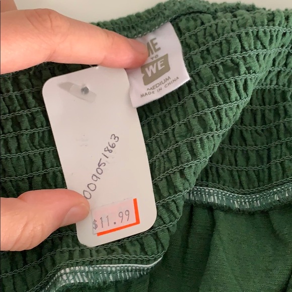 Strapless Ruffle Crop - Picture 3 of 3